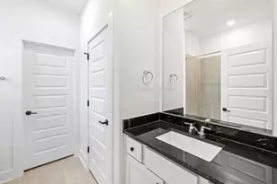 8600 Lefrak Dr, Austin, TX 78744 - Photo 27