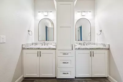 430 Amanda Circle, Galveston, TX 77554 - Photo 31