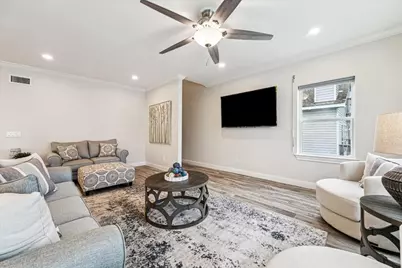 430 Amanda Circle, Galveston, TX 77554 - Photo 11