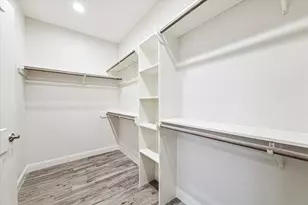 430 Amanda Cir, Galveston, TX 77554 - Photo 25