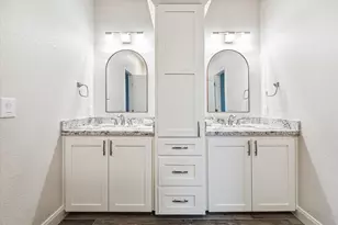 430 Amanda Cir, Galveston, TX 77554 - Photo 33