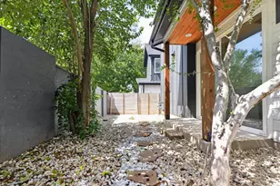 5305 Ledesma Rd, Austin, TX 78721 - Photo 27