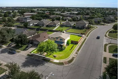 2700 Breezy Point Cove, Round Rock, TX 78665 - Photo 3
