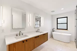 1402 Hutto Rd, Georgetown, TX 78626 - Photo 13