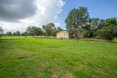 277 Mesquite Drive, Cedar Creek, TX 78612 - Photo 5