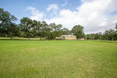 277 Mesquite Drive, Cedar Creek, TX 78612 - Photo 19