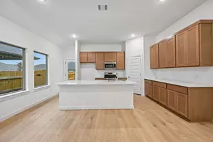 200 Melrose St, Hutto, TX 78634 - Photo 9
