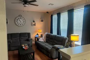 318 Belinda Ct, Bastrop, TX 78602 - Photo 3