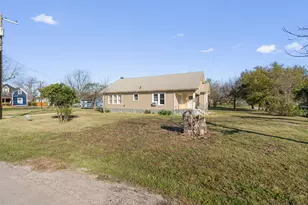 408 S Gabriel St, Granger, TX 76530 - Photo 25