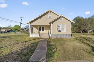 408 S Gabriel St, Granger, TX 76530 - Photo 1