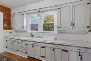 408 S Gabriel St, Granger, TX 76530 - Photo 9