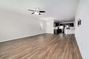 105 Brunnen Wy, Georgetown, TX 78626 - Photo 5