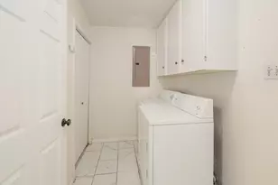 418 S Main St, Thrall, TX 76578 - Photo 29