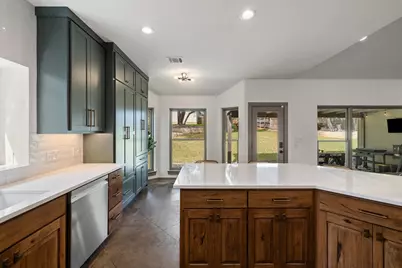 206 Cargill Drive, Briarcliff, TX 78669 - Photo 15