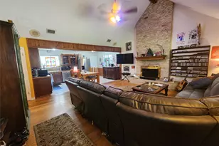 200 Little Barton Dr, Dripping Springs, TX 78620 - Photo 11