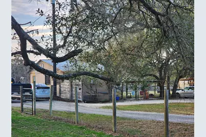 200 Little Barton Drive, Dripping Springs, TX 78620 - Photo 21