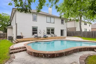 208 Settlers Valley Dr, Pflugerville, TX 78660 - Photo 1