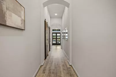 2009 Discovery Well Drive, Liberty Hill, TX 78642 - Photo 5