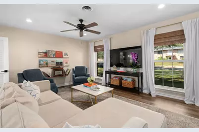 5605 Exeter Drive, Austin, TX 78723 - Photo 11