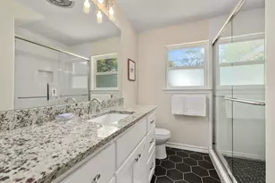 5605 Exeter Dr, Austin, TX 78723 - Photo 17