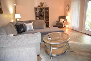 306 Deerwood Dr, San Marcos, TX 78666 - Photo 5