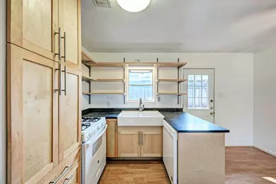 [Address not provided], Austin, TX 78703 - Photo 11