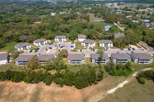 304 Stubblefield Ln, Liberty Hill, TX 78642 - Photo 17