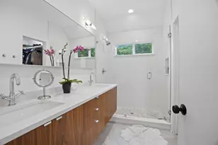 4609 Sara Dr, Austin, TX 78721 - Photo 25
