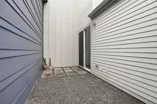 4609 Sara Dr, Austin, TX 78721 - Photo 13
