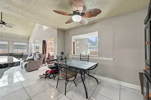 1315 E Logan St, Round Rock, TX 78664 - Photo 7