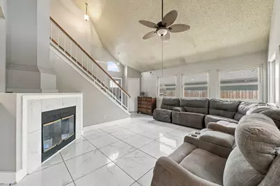 1315 E Logan Street, Round Rock, TX 78664 - Photo 5