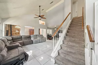 1315 E Logan Street, Round Rock, TX 78664 - Photo 17