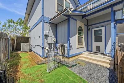 1315 E Logan Street, Round Rock, TX 78664 - Photo 37