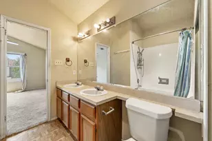 1315 E Logan St, Round Rock, TX 78664 - Photo 23