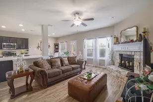 588 Bottle Brush Dr, Kyle, TX 78640 - Photo 5