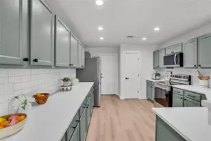 8921 Norwich Castle, Austin, TX 78747 - Photo 11