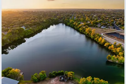 11611 Spotted Horse Drive, Austin, TX 78759 - Photo 5