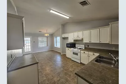 4211 Mather, Kyle, TX 78640 - Photo 9