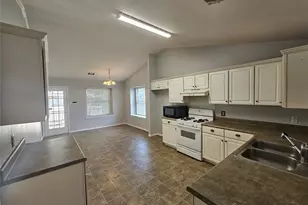4211 Mather, Kyle, TX 78640 - Photo 9