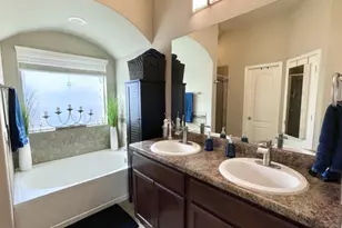 409 Chaparral Dr, Leander, TX 78641 - Photo 17