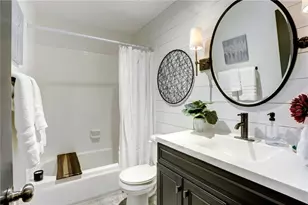 8210 Bent Tree Rd, Austin, TX 78759 - Photo 11