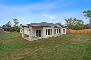 20405 Sunset Strip St, Lago Vista, TX 78645 - Photo 21