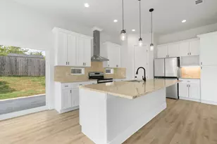 20405 Sunset Strip St, Lago Vista, TX 78645 - Photo 5