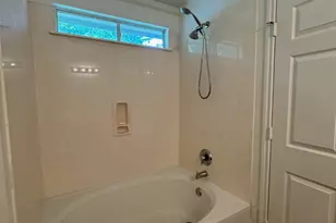 9000 Spiceland Cir, Austin, TX 78724 - Photo 13