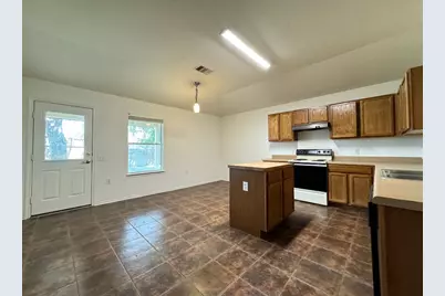 9000 Spiceland Circle, Austin, TX 78724 - Photo 5