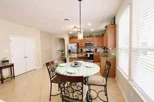 208 Birch Dr, Kyle, TX 78640 - Photo 9