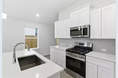 105 Boulder Ridge Trail, Liberty Hill, TX 78642 - Photo 9