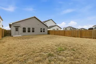 105 Boulder Rdg Trl, Liberty Hill, TX 78642 - Photo 27