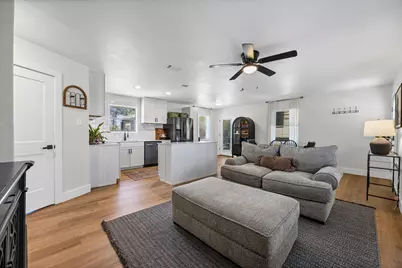 20811 Trapper Lane, Lago Vista, TX 78645 - Photo 9