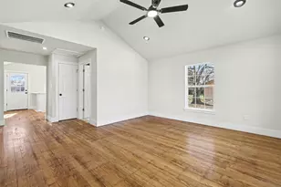 107 Russell St, Liberty Hill, TX 78642 - Photo 13